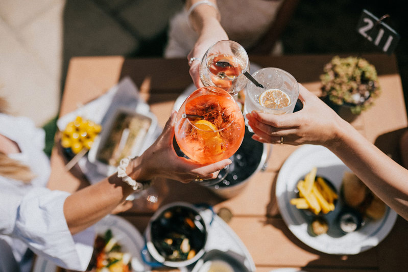 Food, Drinks & Local Favourites