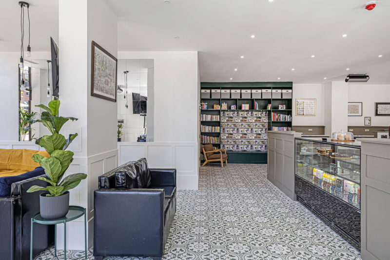 111702_Cafe 51 1A Pett Street (2)_low.jpg